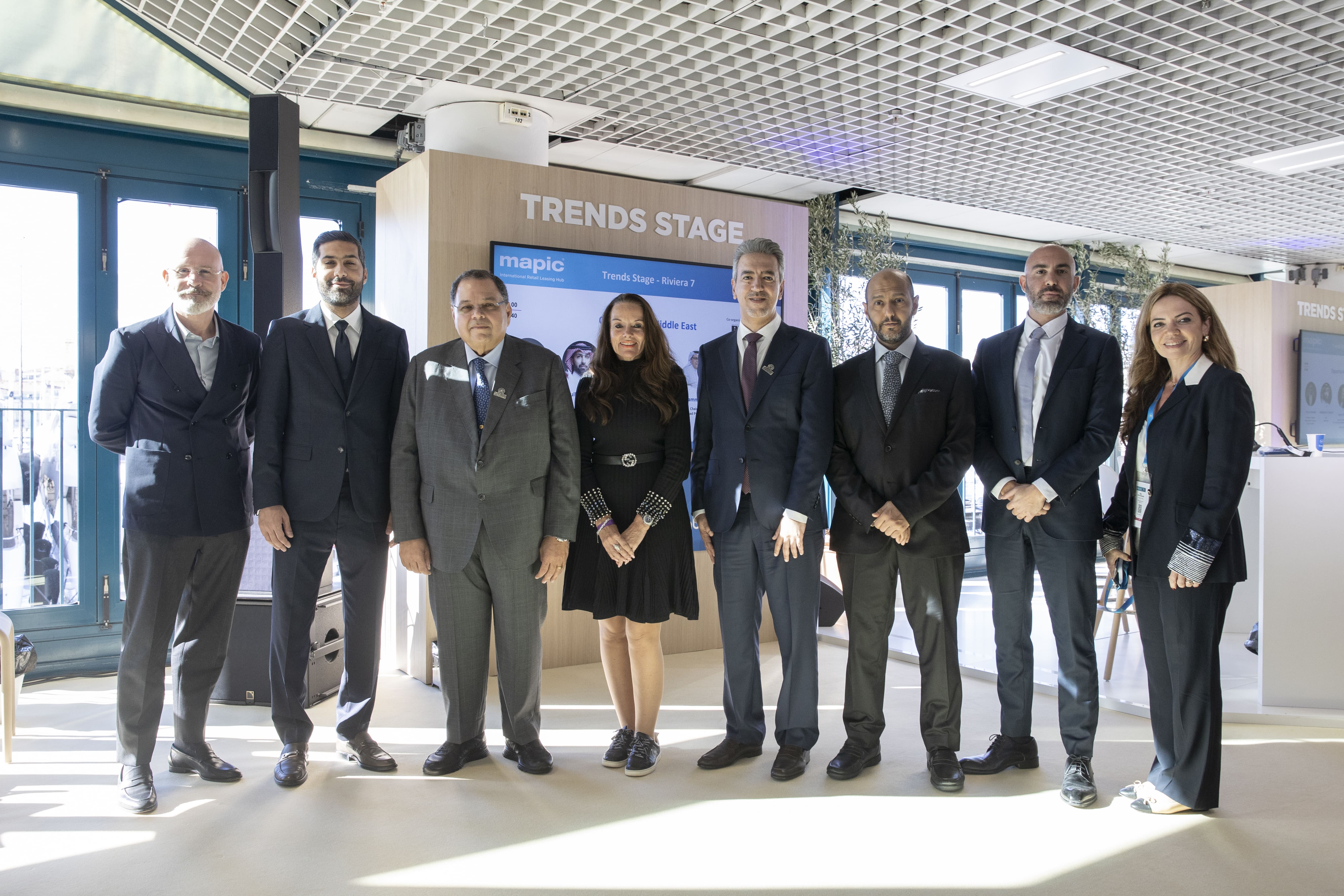 أزاد العقارية تعزز حضورها الدولي خلال مؤتمر MAPIC